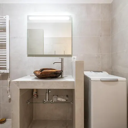 别墅 Privilege Casa Da Videira With Swimming Pool, Quelfes - 奥良