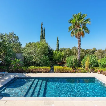 Privilege Casa Da Videira With Swimming Pool, Quelfes - 奥良