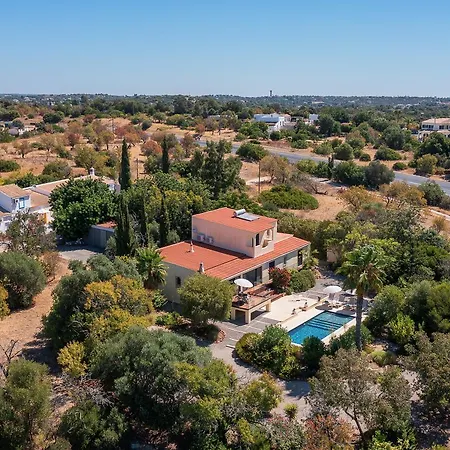 Privilege Casa Da Videira With Swimming Pool, Quelfes - 奥良