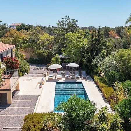 Privilege Casa Da Videira With Swimming Pool, Quelfes -