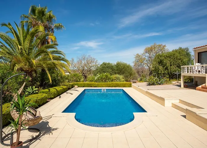 Privilege Casa Da Videira With Swimming Pool, Quelfes - Villa *