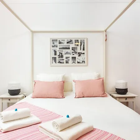 Вилла Privilege Casa Da Videira With Swimming Pool, Quelfes -