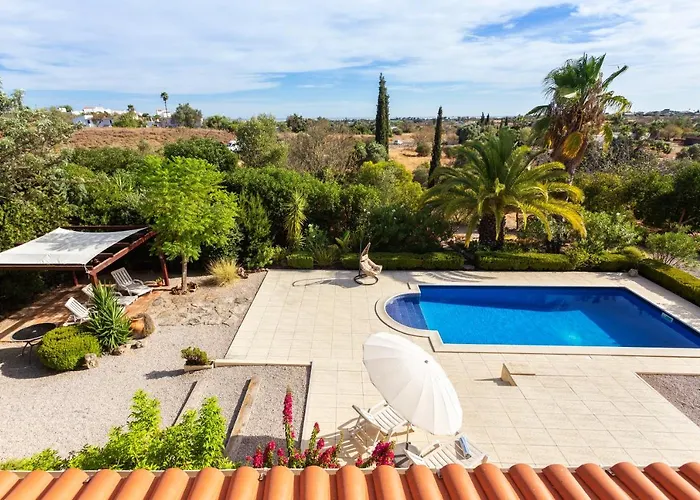 Privilege Casa Da Videira With Swimming Pool, Quelfes - Willa Olhão